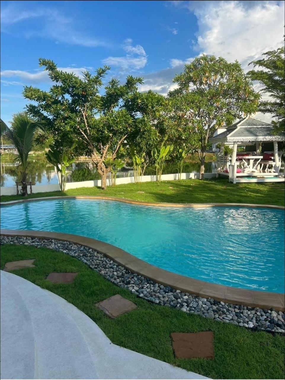 Villa La Luna Szamuj-sziget Kültér fotó