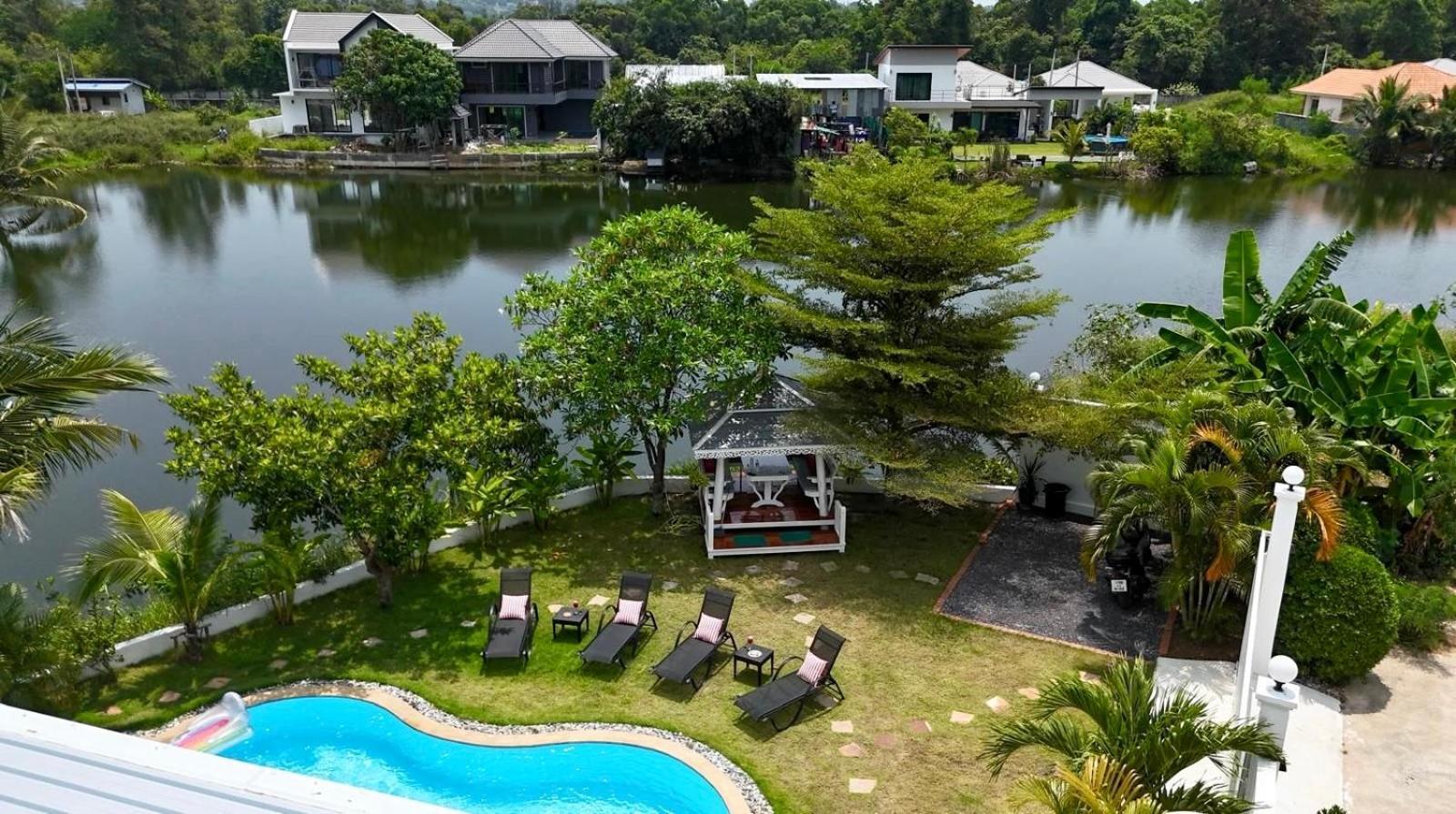 Villa La Luna Szamuj-sziget Kültér fotó